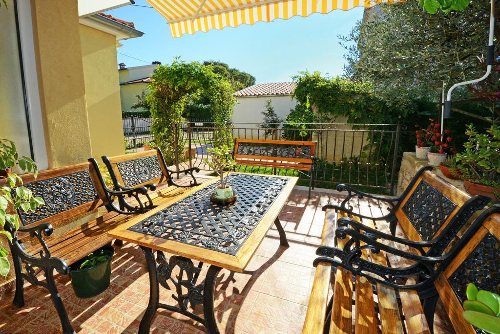 Sonja Vacation House Porec Exterior photo